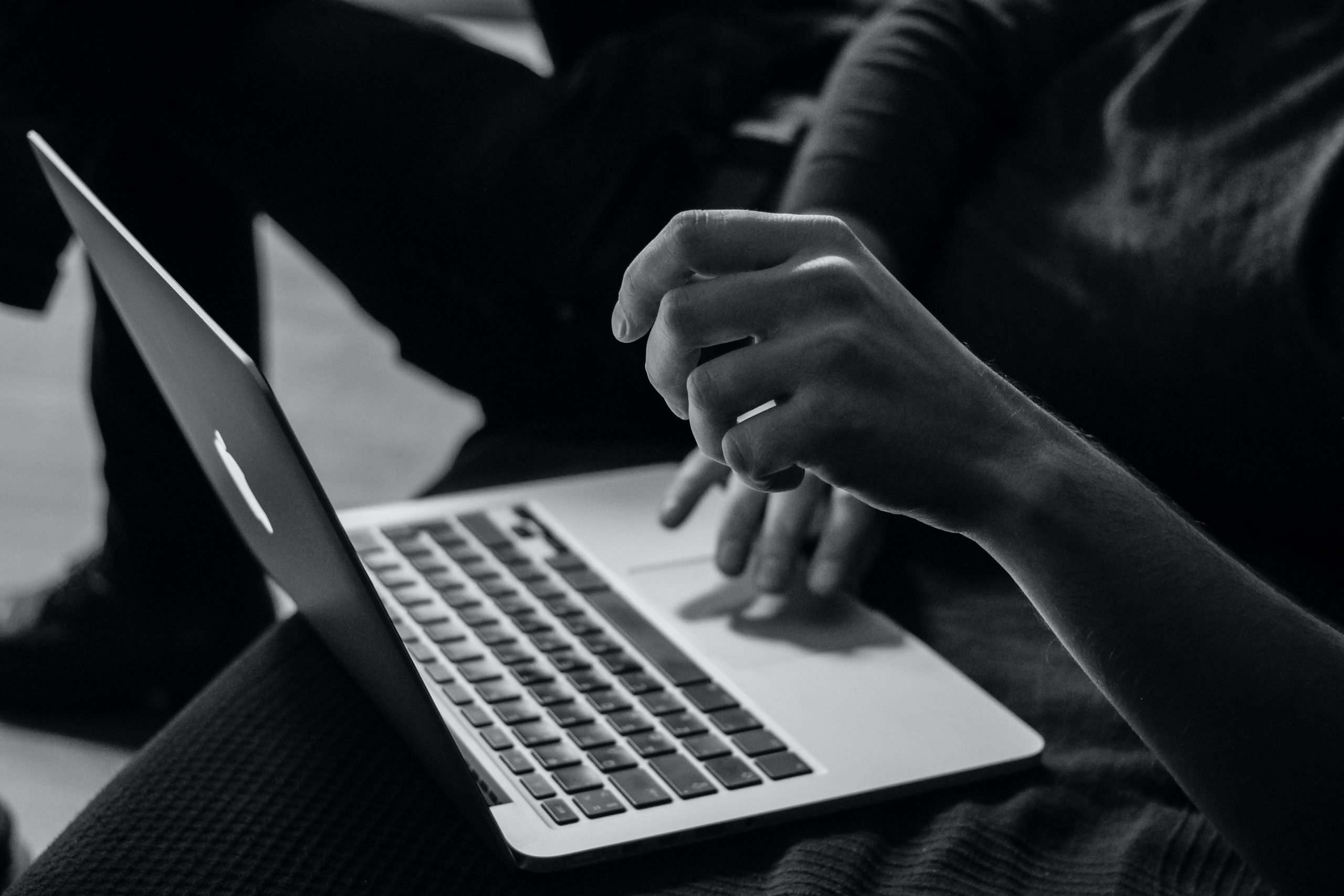 sergey-zolkin-_UeY8aTI6d0-unsplash sergey-zolkin-_UeY8aTI6d0-unsplash